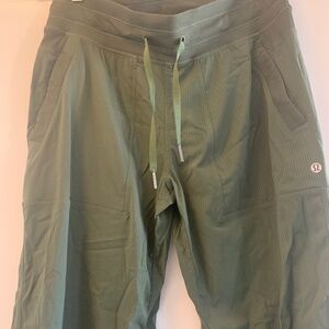 Lululemon Dance Studio Mid-Rise Pant (Regular) Forest Green